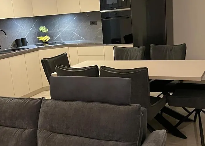 Roko Apartman Starigrad-Paklenica