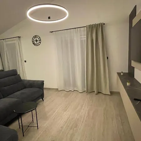 Apartment Roko *