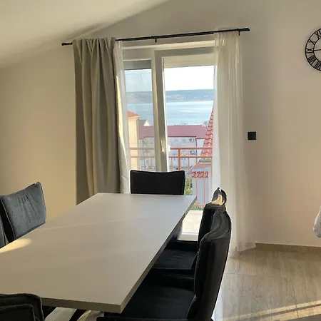 Apartment Roko Starigrad Paklenica